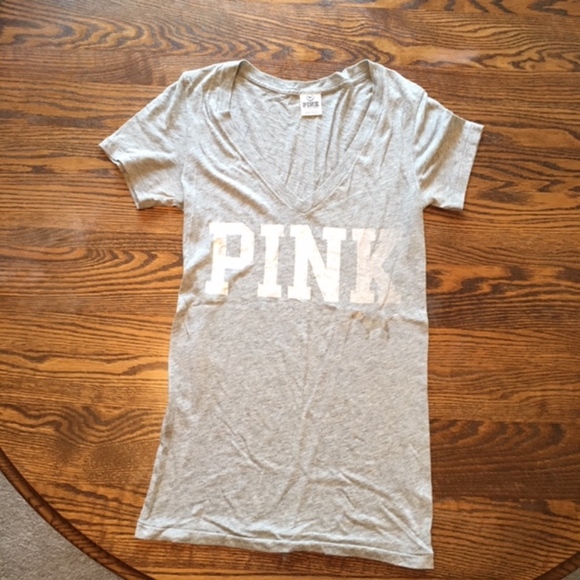 PINK Victoria's Secret Tops - PINK v-neck short sleeve tee